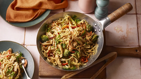 Yasaka Egg Noodle 400g